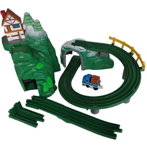 GeoTRAX Mile High Mountain Train Set C6994 First Release 2004 plus Manual - Picture 3 of 16